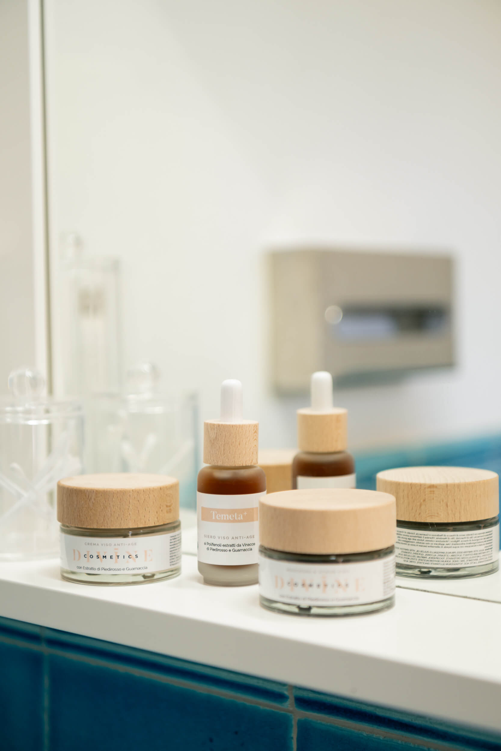 cosmetics_divine_ischia